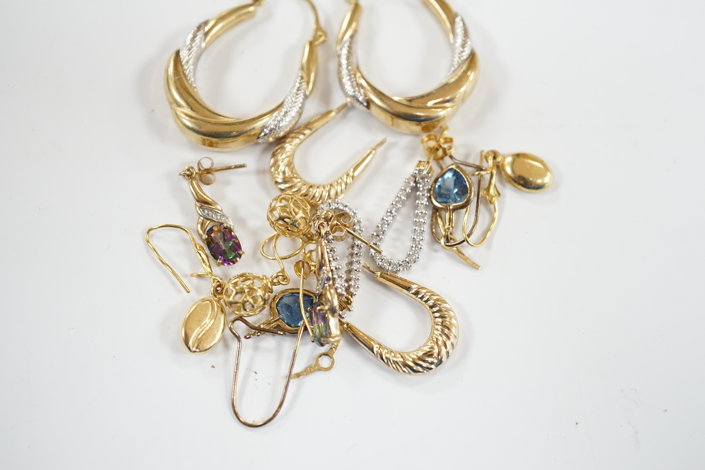 Two modern pairs of 18k earrings, to include diamond chip set and cage, gross 5 grams, three pairs of modern 9ct earrings and two unmarked pairs (a.f.).